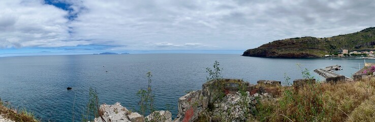 Auf dem Weg zum Strand namens Cristo Rei in Garajau, Cancio auf Madeira