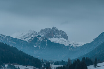 Dolomiti durante la blue hour
