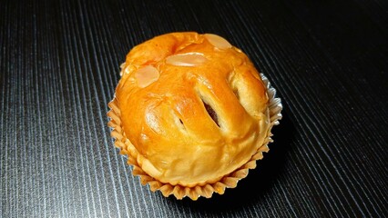 Pineapple Bun Recipe for Breakfast