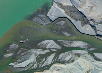 The river landscape of the Jinsha River in the Tiger Leaping Gorge, Yunnan Province