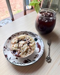 Muffin with Ice Coffee