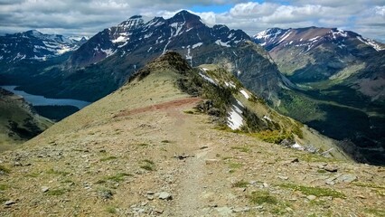 Montana hike along the ridge