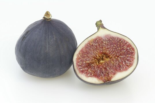Figs / (Ficus carica)