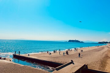 神奈川県鎌倉市 晴れ渡る七里ヶ浜