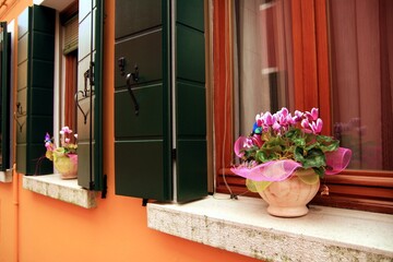 The famous fishing village with its colorful facades in Burano, Italy.