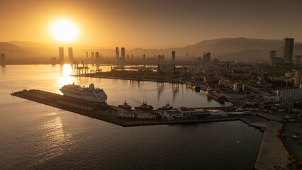Fototapeta premium A magnificent morning view of Alsancak, izmir. Good morning izmir, Turkey. Aerial shot.