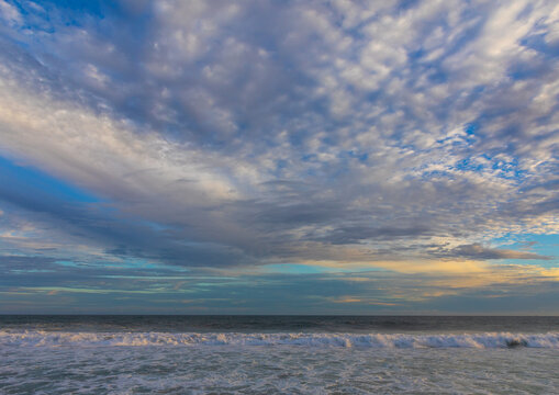 Rough sea under a cloudy sky, Sud-Como&eacute;, Grand-Bassam, Ivory Coast