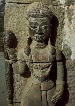 Statue inside htuk kant thein temple, Mrauk u, Myanmar
