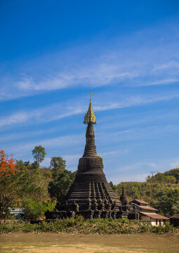 Buddhist stupa, Mrauk u, Myanmar
