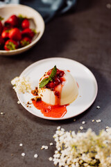elderflower pannacotta