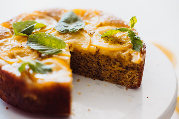 Lemon poppyseed cake