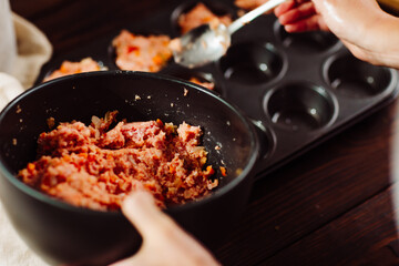 Making meat muffins