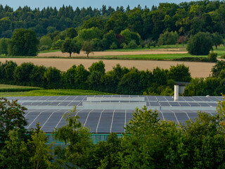 Solaranlage auf einem industriellen Dach