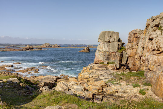 Le gouffre de Plougrescant dans les C&ocirc;tes d'Armor - Bretagne