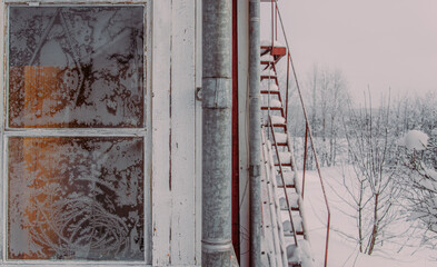 Frozen cabin 