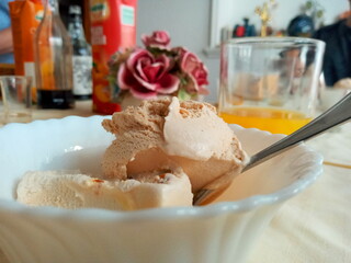 vanilla ice cream