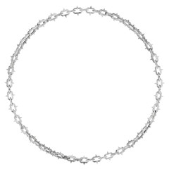 Abstract 3D render featuring a polished silver chain with distinctive spiked links, forming a versatile round border. Excellent for dark concepts, industrial art, or digital overlays.