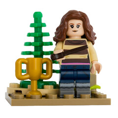 Fototapeta premium Dortmund - Deutschland 30. Juli 2025 - Lego Figur Hermine mit Pokal - Studio Aufnahme 