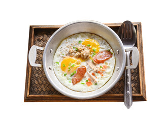 Fried eggs with toppings for Thai breakfast are called khai krata  transparent.