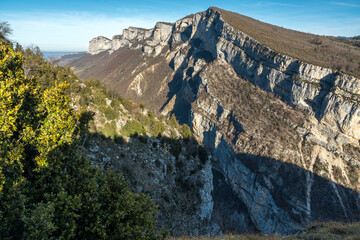 Vue sur les Rochers de l' Allier depuis les Rochers d' Echevis , paysage du Royans en hiver , Drôme ,FRANCE