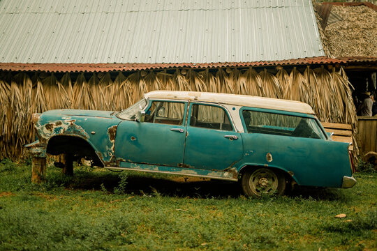 old rusty car