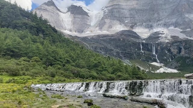 Breathtaking views of Inacheng Yading Milk Sea in scenic landscapes