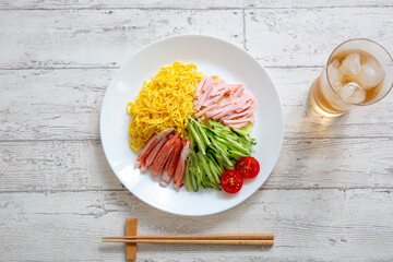 冷やし中華　夏の家庭料理