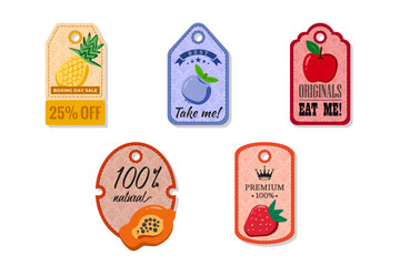 A tag with a hole at the top, elegant and creativity for labeling purposes juices, jams and different foods. Packaging tags with pineapple, blueberry, apple, papaya, strawberry