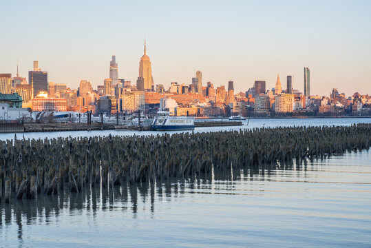 Manhattan skyline at sunset, Hoboken, New Jersey, USA
