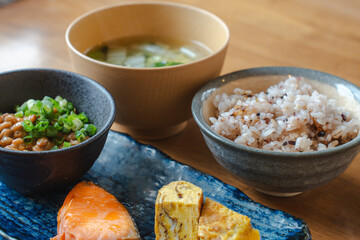 Japanese breakfast set / 和朝食の定番メニュー
