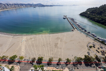 Balne&aacute;rio Cambori&uacute; &ndash; Tourism, Beaches and Urban Lifestyle