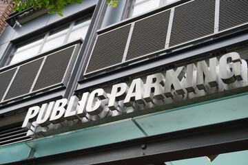 Obraz premium Public Parking