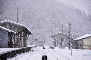 冬の備後落合駅