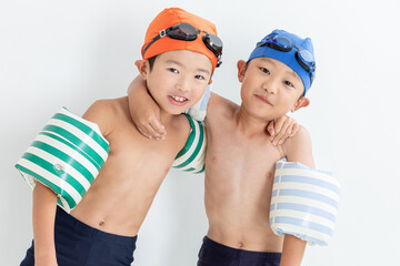 水着を着た男の子
