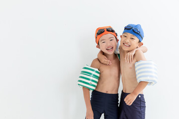 水着を着た男の子