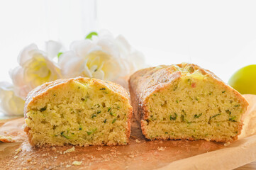 ズッキーニとレモンのパウンドケーキ