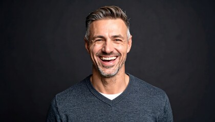 Obraz premium Euphoric man radiating pure happiness