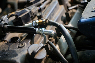 Spark plugs for gasoline engines are new and efficient, resulting in complete combustion in the engine, no soot and dirt Changing spark plugs can maintain and extend the life of the engine