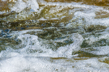夏の川　川の流れ水面の表情134