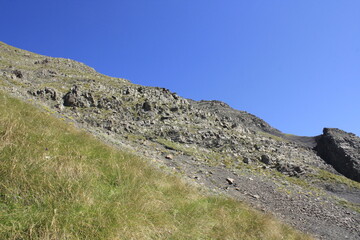 path to the mountain
