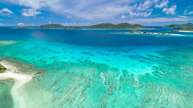 慶良間ブルー　慶良間諸島　沖縄
