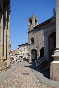 Palazzo Della Ragione and Big Bell Civic Tower, Piazza Vecchia, Bergamo, Lombardy, Italy