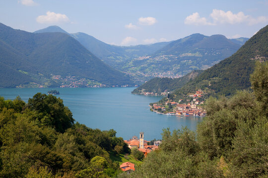 View of Lake Iseo near Sulzano, Lombardy, Italian Lakes, Italy