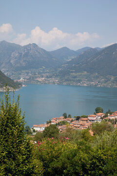 View of Lake Iseo near Sulzano, Lombardy, Italian Lakes, Italy