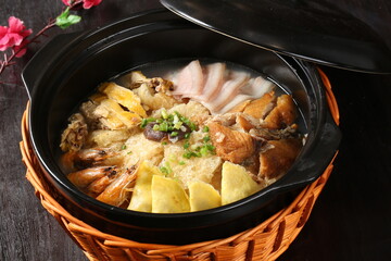 Chinese cuisine, Cantonese cuisine, three fresh clay pots