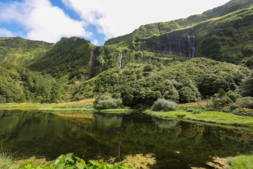 1La ville pittoresque de Poco Ribeira do Ferreiro cascades près de Fajazinha à Flores