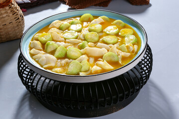 Chinese cuisine, Cantonese cuisine, stewed fish belly with luffa