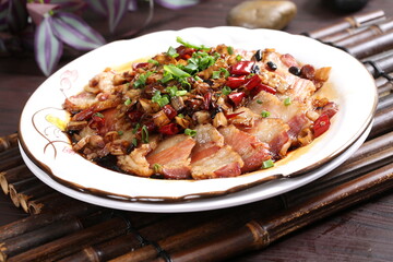 Chinese cuisine, Cantonese cuisine, steamed bacon from the countryside
