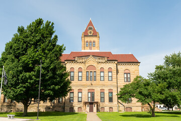Fototapeta premium The Greene county courthouse in the town of Carrollton. Illinois, USA.