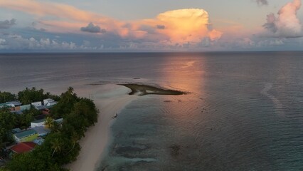 Aerial Paradise in the Maldives – Crystal Clear Water, Islands & Overwater Bungalows